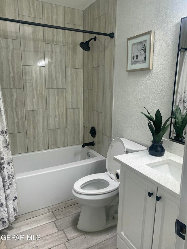 Photo - 3280 Mike Godwin Dr