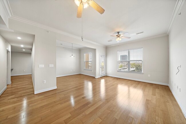 Photo - 1010 Rosine St Unit 407