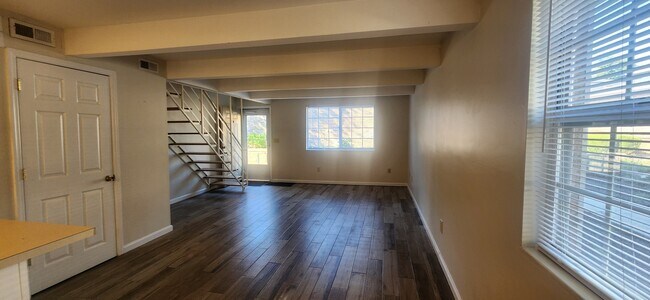 Photo - 1428 Missouri Ave