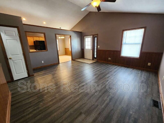 Photo - 823 S 19th St