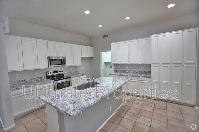 Building Photo - 8010 W Yukon Dr Rental