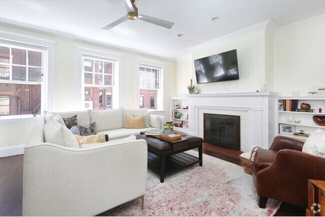 Building Photo - 140 Commonwealth Ave Unit 3 Rental