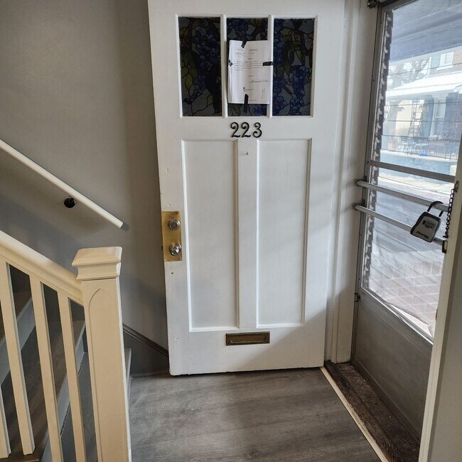 Showing now! - Showing now!