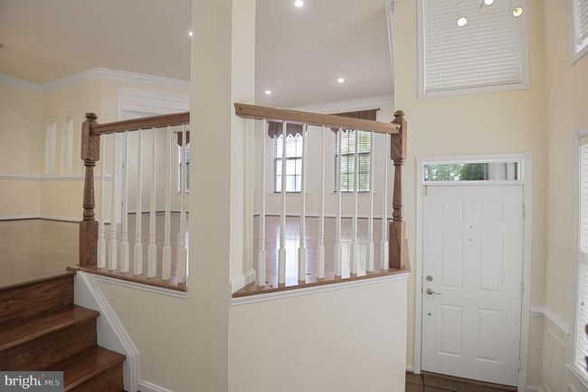 Building Photo - 46186 Aisquith Terrace
