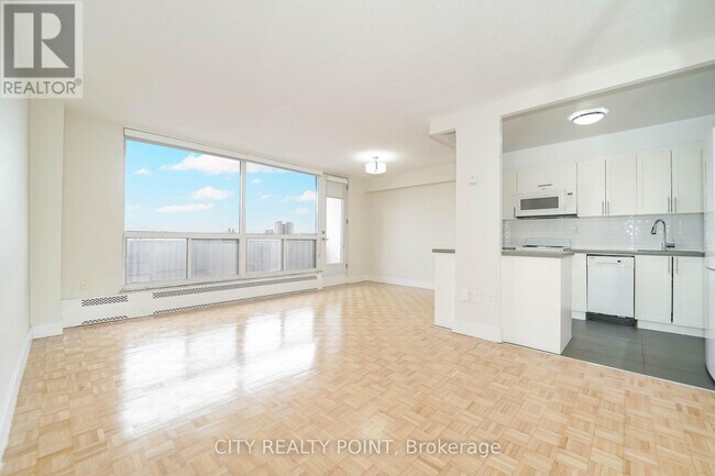 Photo - 666 Spadina Ave. Unit PH10