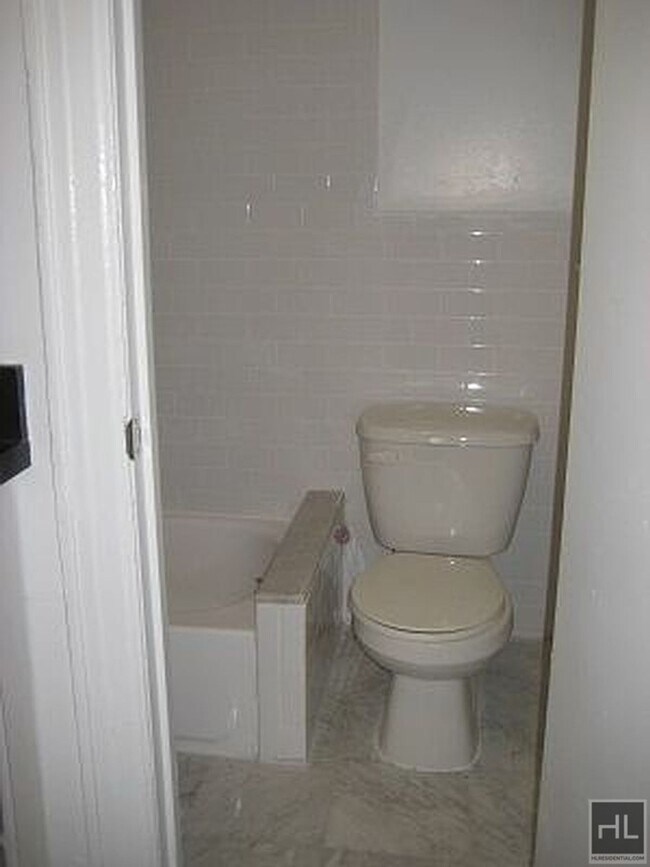 Photo - EAST 65 STREET Apartment Unit 2B