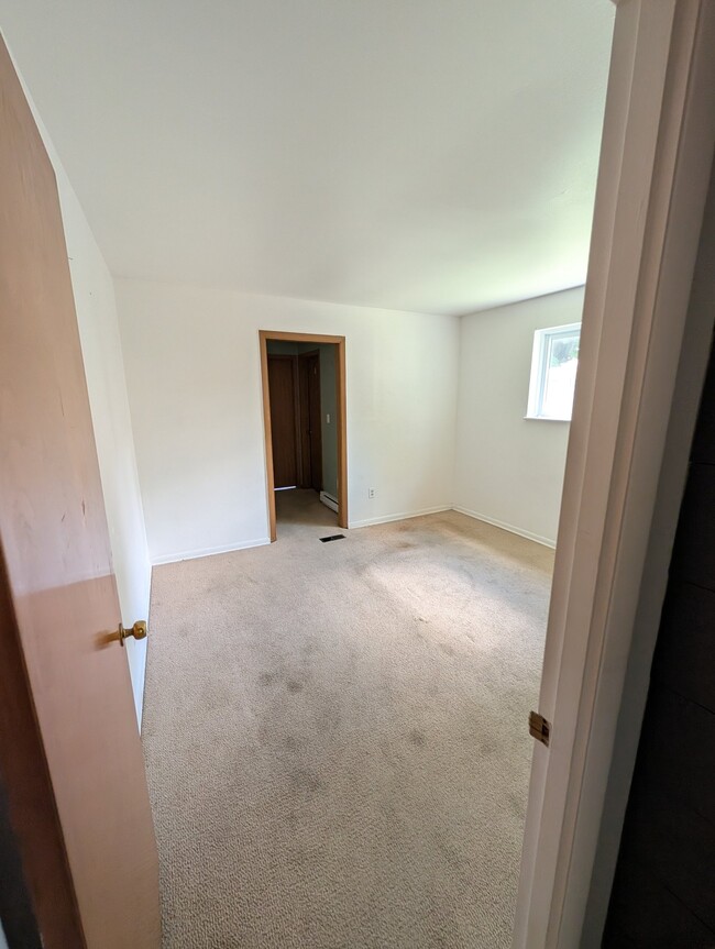 Photo - 302 Kenyon Dr