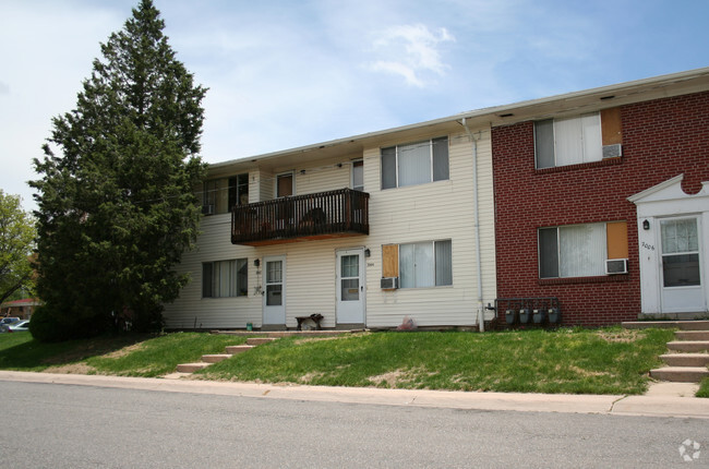 Building Photo - 5300 E Asbury Ave. Rental