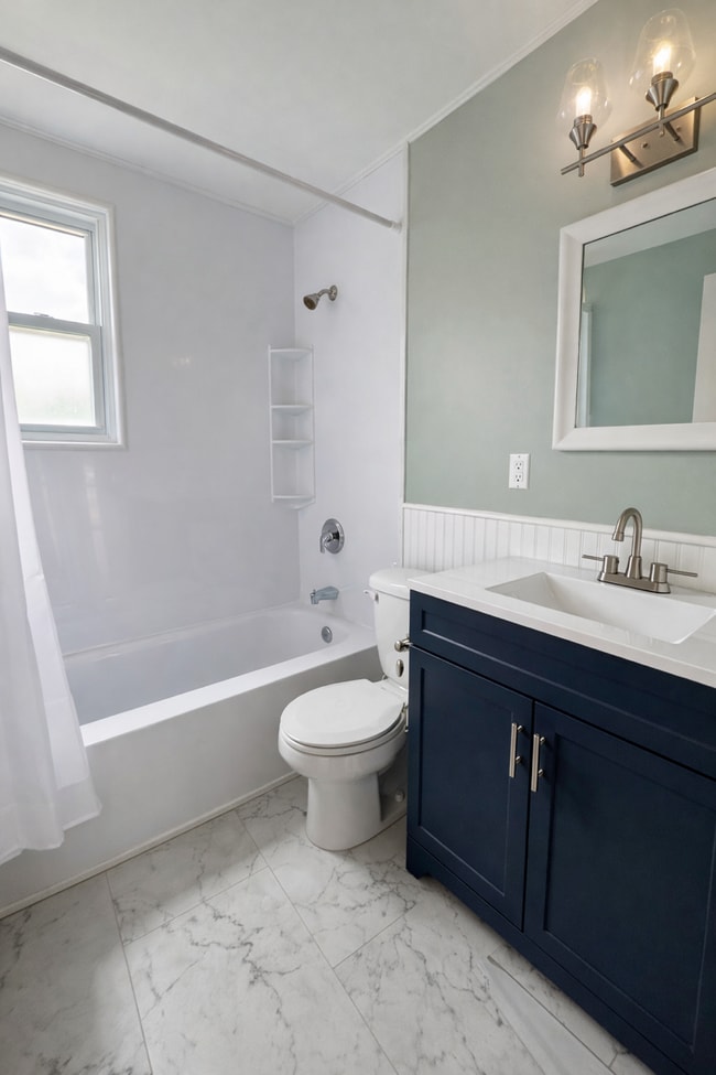 Photo - 7100 Nathan Hale Way