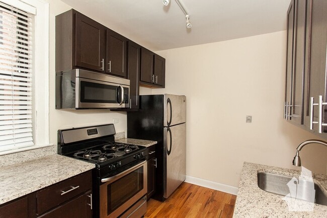 Photo - 2172 W Giddings St Apartments Unit 3