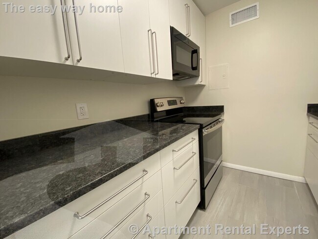 Photo - 1105 Massachusetts Ave Unit #8H