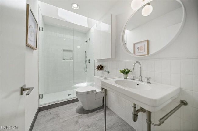 Building Photo - 3027 Bel Air Dr Rental