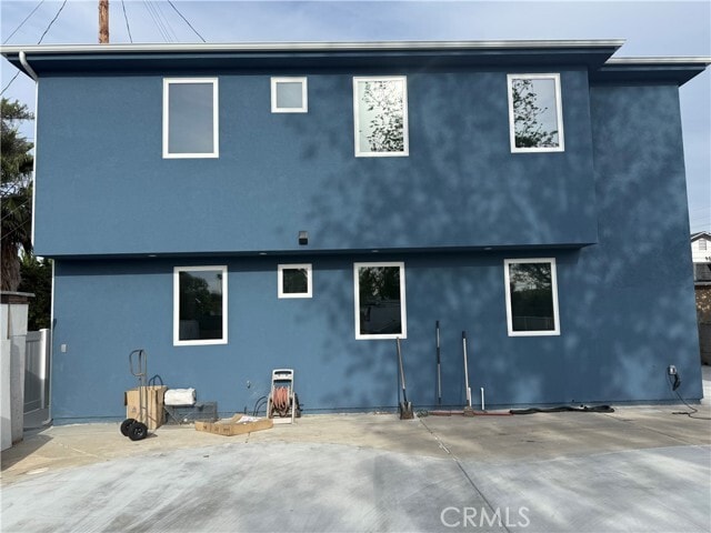 Photo - 20953 Saticoy St