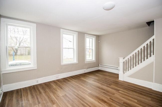 Photo - 2947 E 57th St Unit 1