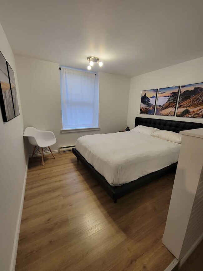 Photo - 4072 R. Drolet Unit ID1222991P