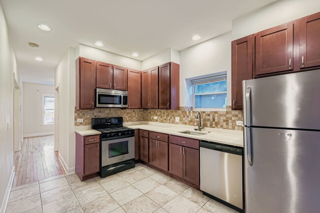 Photo - 2700 N Artesian Ave