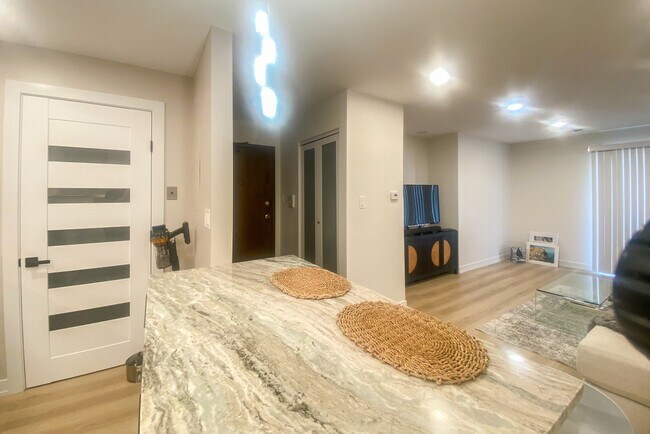 Photo - 715 W Central Rd Unit A8