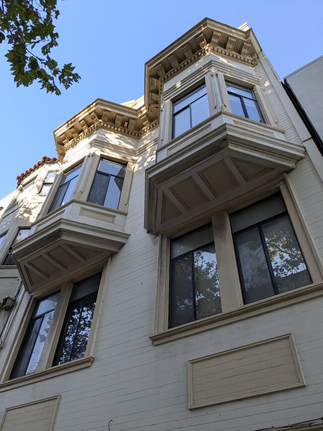 Building Photo - 1654 Grant Ave Unit 1656 Rental