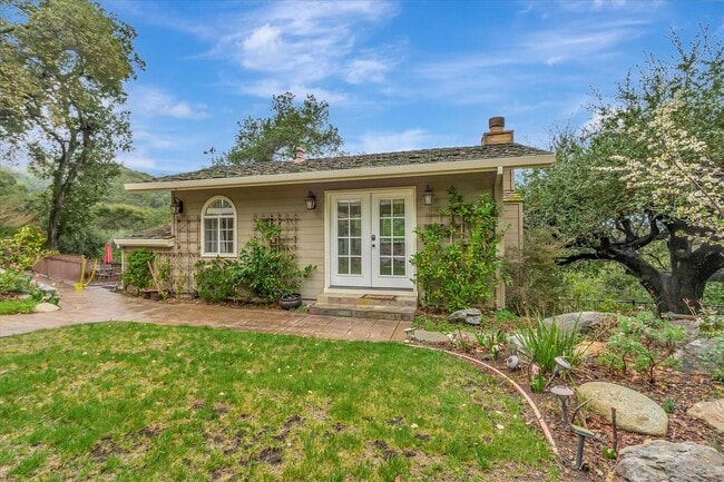 Photo - 16101 Matilija Dr