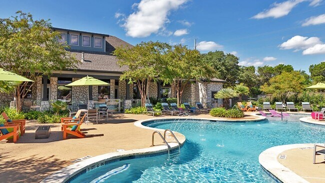 Photo - 8515 S IH 35 Frontage Rd Unidad 7119.8934