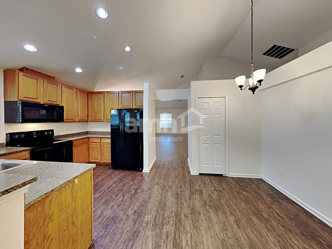 Photo - 979 Misty Maple Ct