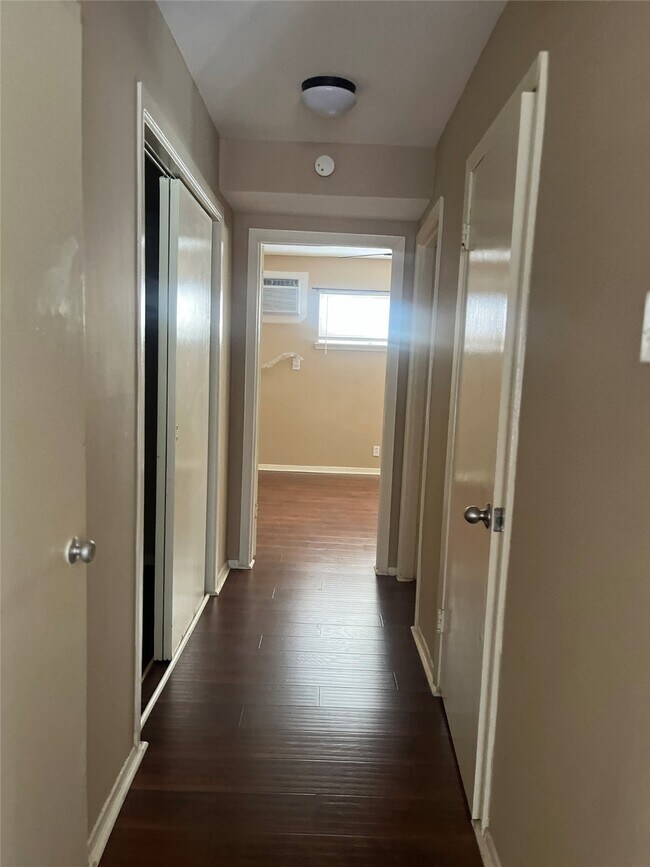 Photo - 1204 St Joseph St Unit 6