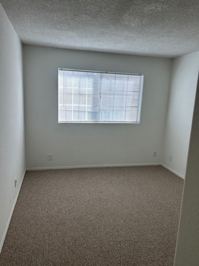 Photo - 267Amar Unit # 2