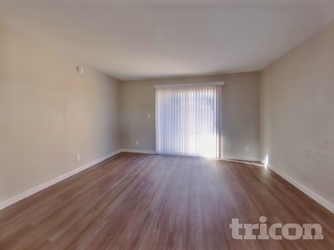 Photo - 3721 W Seldon Ln