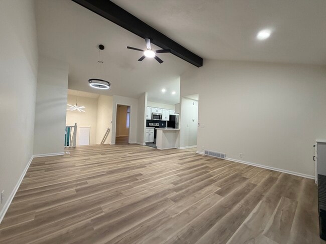 Photo - 10325 Ohio Plz