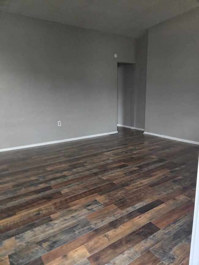 Photo - 98 Garfield St