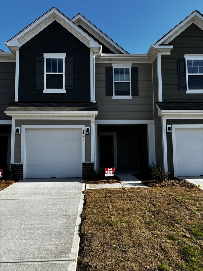 Building Photo - 2721 Yeager Dr NW Rental