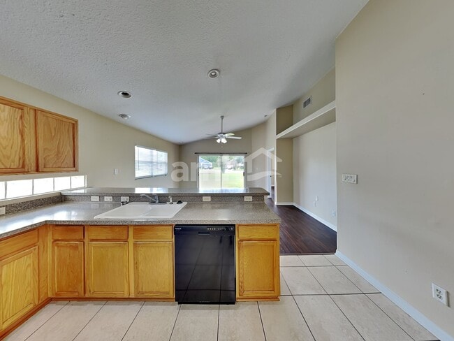 Photo - 100 Fieldstream North Blvd