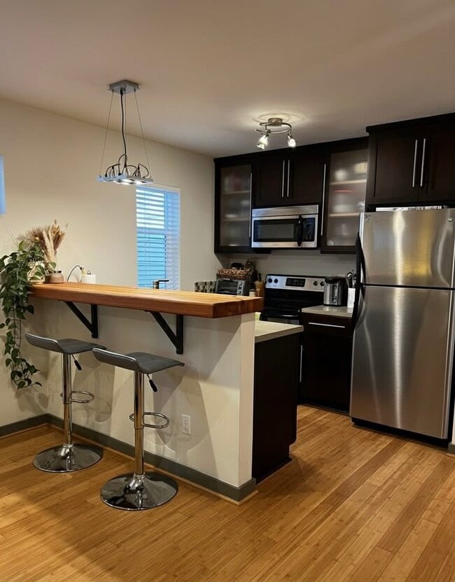 Photo - 4024 Pasadena Pl NE