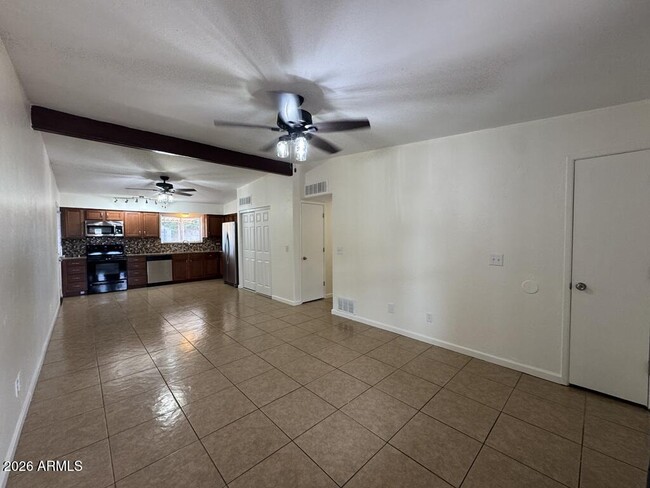 860 Catalina Dr
