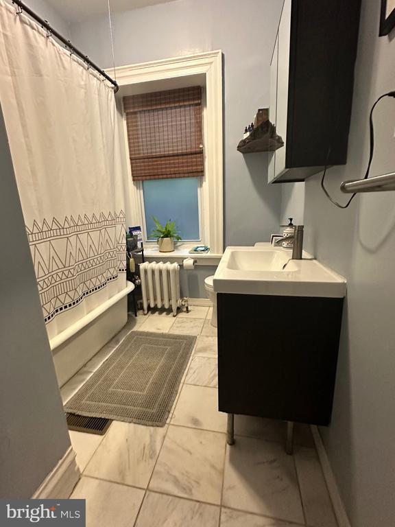 Photo - 111 E Gorgas Ln Unit 1