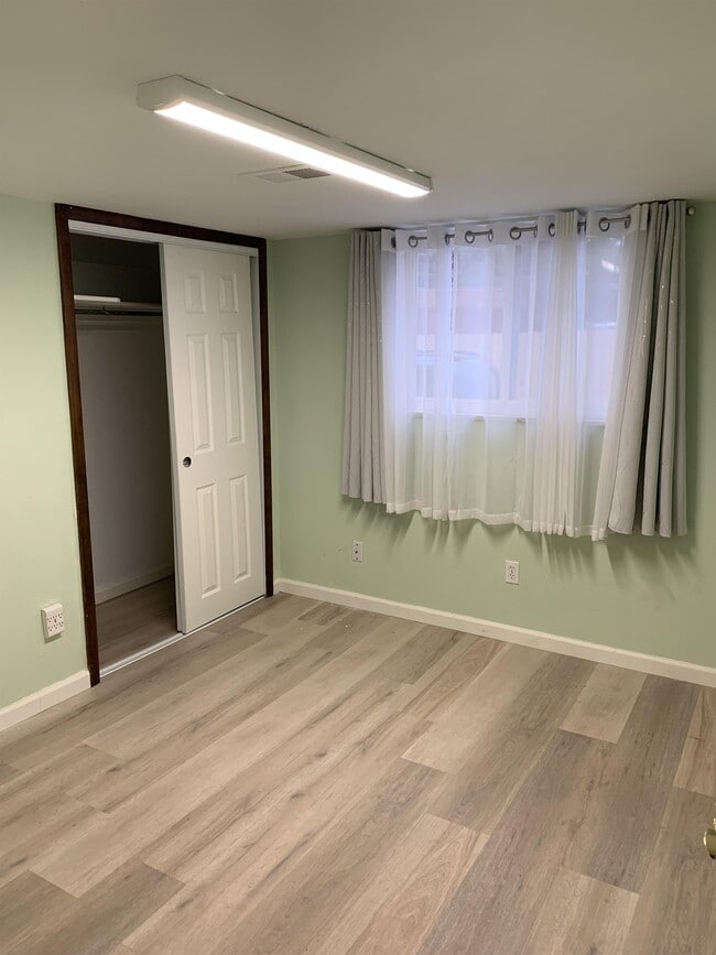 Photo - 6565 Zang St