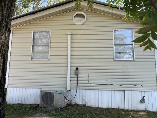 141 Southwest St