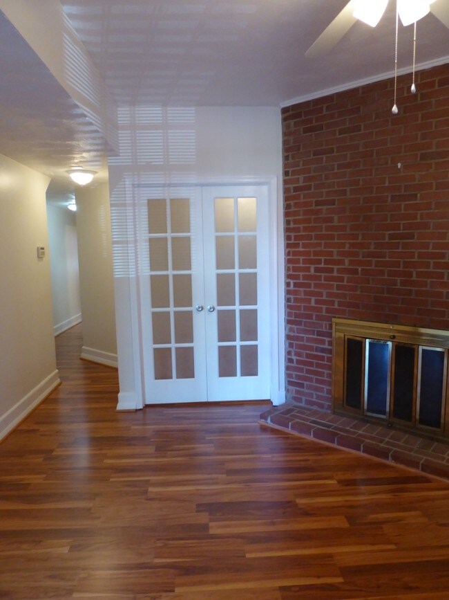 Photo - 527 9th St NE Unit 1