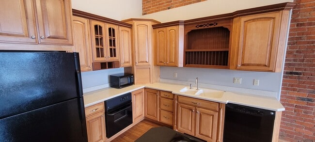 Cherry & Maple Cabinets - 520 W 1st St Unit #100