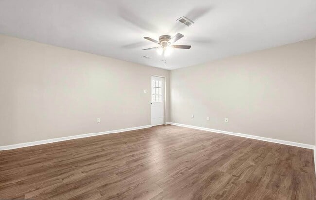 Building Photo - ?Newly Renovated Private Basement Suite – Frederick, MD ?