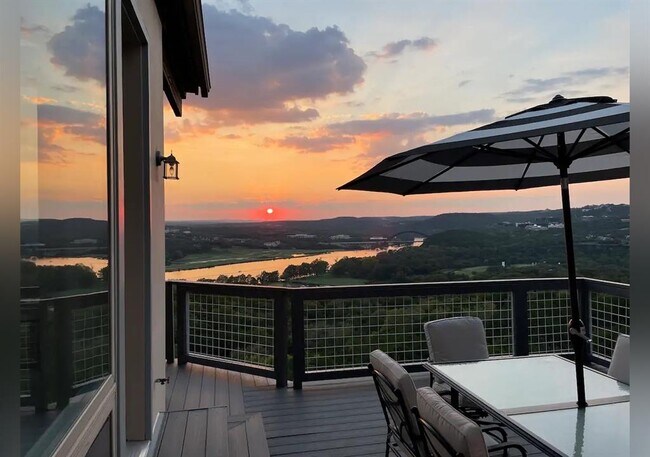 Photo - 5924 Lookout Mountain Dr