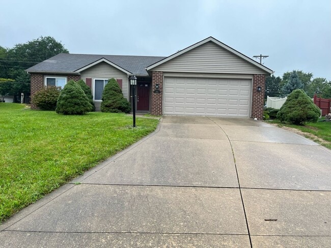 Building Photo - 5510 Columbine Ln