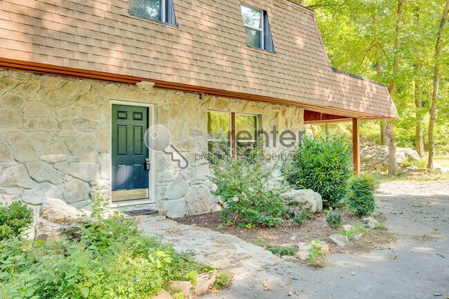 Photo - 1461 Palisades Rd