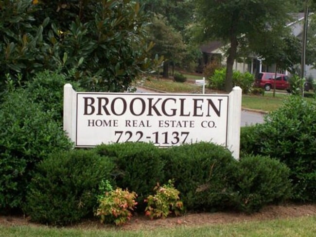 Photo - 1441 Brookwood Dr