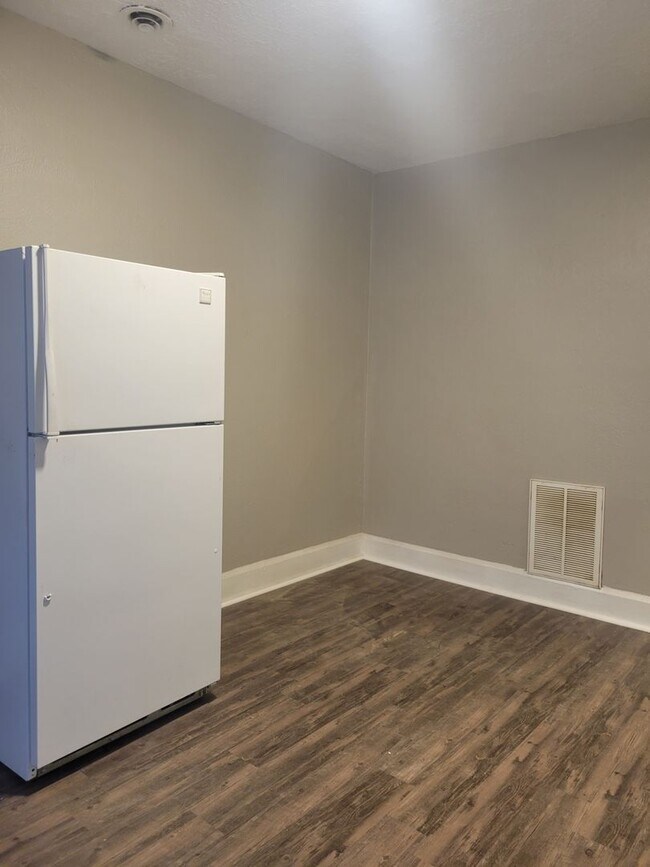 812 N Mulberry St Unit 3
