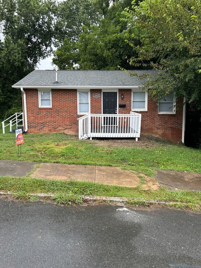 Building Photo - 1413 21st St Rental