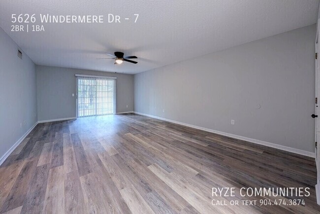 Photo - Windermere Place Apartments
