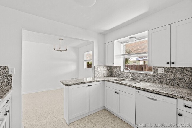 211 Sunrise Ave
