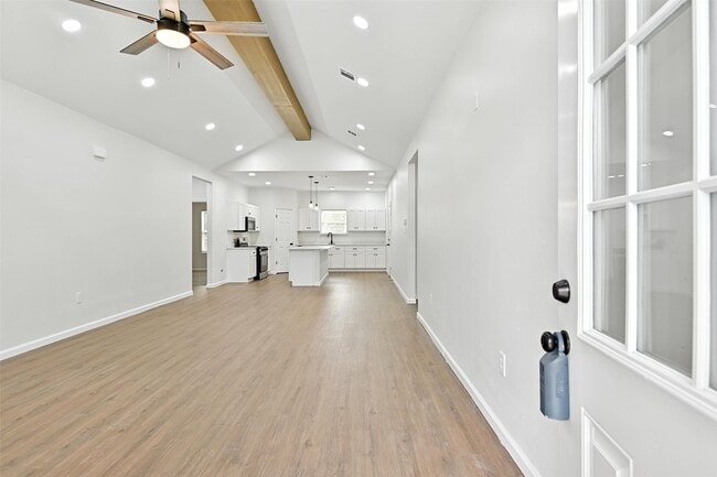 Photo - 6105 Woodrow St