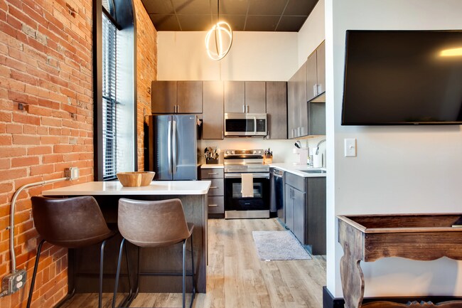 Photo - 130 N 5th St Unidad 1